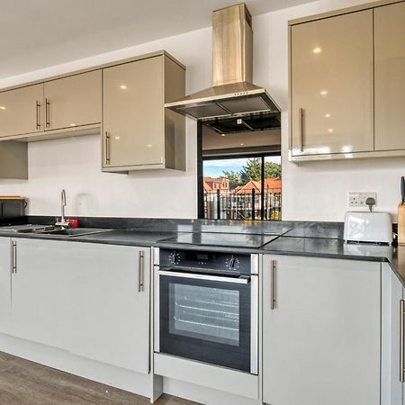 Апартаменти Modern Penthouse In Wembley Лондон Екстер'єр фото
